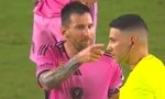 Nhận quyết định bất lợi, Messi chửi rủa trọng tài