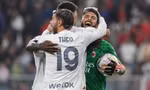 Olivier Giroud được ĐT Pháp triệu tập với tư cách... thủ môn