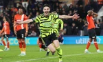 Arsenal chật vật thắng nhược tiểu trong trận cầu 7 bàn thắng