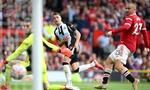 Giới chủ Arab của Newcastle treo thưởng cho chiến thắng trước MU