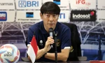 HLV Shin Tae-yong cảm ơn U23 Việt Nam vì đã 'dìu' Indonesia vào bán kết