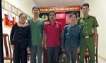 Gia đình ông Nhất tại trụ sở Công an xã Ia Tơi