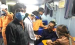 Cấp cứu kịp thời thuyền viên nguy kịch trên biển