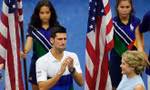 Tan giấc mơ giành Golden Slam, Djokovic bật khóc thừa nhận Medvedev thắng xứng đáng