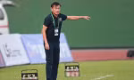 HLV Phan Thanh Hùng bất ngờ chia tay CLB Bình Dương 