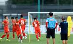 HLV Park Hang Seo vẫn theo sát tình hình tập luyện của ĐT U22 Việt Nam ảnh Anh Đoàn