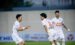 Xuân Trường động viên Minh Vương: ‘Sẽ chẳng có gì quật ngã được chúng ta’ 
