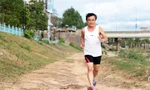 Ở tuổi 69, ông Nguyễn Văn Phúc là VĐV lớn tuổi nhất dự Tiền Phong Marathon 2021