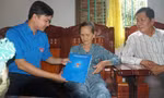 Áo xanh sinh viên tình nguyện giúp dân vùng khó