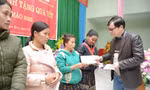 Hàng trăm suất quà Tết đến với đồng bào miền núi Quan Sơn, Thanh Hoá