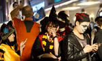 Giới trẻ biến hóa 'kinh dị' trong đêm Halloween