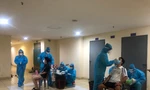 Cận cảnh TPHCM lấy mẫu xét nghiệm COVID-19 tại nhà