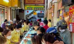 Chen chúc cả trưa mua vàng vía Thần tài cầu may