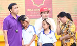 MC Quyền Linh bật khóc nhắc về tuổi thơ cơ cực, từng bỏ học để nhường em đến lớp