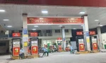 Tước giấy phép của 4 thương nhân phân phối xăng dầu 