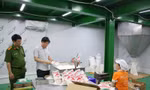 Cơ sở sản xuất dầu ăn, mì chính, hạt nêm giả tuồn hàng vào bếp ăn khu công nghiệp