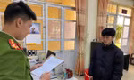 Khởi tố đối tượng Hoàng Hảo Đông (bìa phải) 