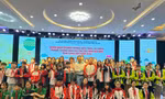 Hào hứng tham gia chương trình truyền thông phòng chống xâm hại trẻ em. Ảnh: Duy Chiến 