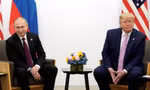 Tổng thống Nga Vladimir Putin và cựu Tổng thống Mỹ Donald Trump trong dịp gặp ở Nhật Bản năm 2019. (Ảnh: Reuters)