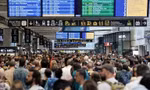 Tàu cao tốc TGV tại nhà ga Gare Montparnasse ở Paris. (Ảnh: Reuters)
