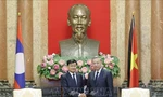 Chủ tịch nước Tô Lâm tiếp đồng chí Thongloun Sisoulith, Tổng Bí thư, Chủ tịch nước Lào. (Ảnh: TTXVN)