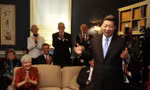 Ông Tập Cận Bình trong cuộc gặp người bạn Mỹ Sarah Lande ở Iowa năm 2012. (Ảnh: Reuters)