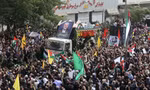 Đông đảo người dân Iran đưa tiễn lãnh đạo Hamas Ismail Haniyeh ngày 1/8. (Ảnh: Reuters)
