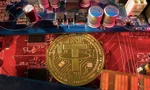 Hình đại diện của đồng tiền điện tử ổn định Tether. (Đồ hoạ: Reuters)