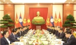 Tổng Bí thư, Chủ tịch nước Tô Lâm và Tổng Bí thư, Chủ tịch nước Lào Thongloun Sisoulith trước khi hội đàm. (Ảnh: Trí Dũng/TTXVN)