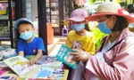 Đường sách TPHCM tấp nập trong kỳ nghỉ lễ 