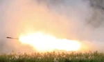 Một rốc-két được phóng ra từ hệ thống HIMARS của Mỹ trong đợt tập trận chung của Mỹ và Philippines năm 2016. (Ảnh: Reuters)