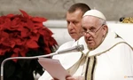 Giáo hoàng Francis lên án lòng tham và chiến tranh trong bài giảng đêm Giáng sinh 24/12. (Ảnh: Reuters) 