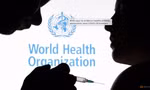 WHO khuyến cáo chưa nên tiêm mũi vắc xin tăng cường cho trẻ em. (Ảnh: Reuters)