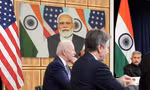 Tổng thống Mỹ Joe Biden cùng ngồi với Ngoại trưởng Antony Blinken và Ngoại trưởng Ấn Độ Subrahmanyam Jaishankar trong cuộc hội đàm trực tuyến với Thủ tướng Narendra Modi ngày 11/4. (Ảnh: Reuters)