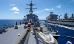Tàu khu trục USS Kidd của Hải quân Mỹ đang được tái nạp nhiên liệu từ tàu USNS Guadalupe trên Thái Bình Dương năm 2020. (Ảnh: US Navy)