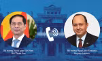 Bộ trưởng Ngoại giao Bùi Thanh Sơn và Bộ trưởng Ngoại giao Romania Bogdan Aurescu. (Ảnh: Mofa)