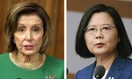 Chủ tịch Hạ viện Mỹ Nancy Pelosi (trái) và nhà lãnh đạo Đài Loan Thái Anh Văn