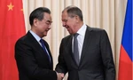 Ngoại trưởng Nga và Trung Quốc trong một dịp gặp. (Ảnh: Xinhua)