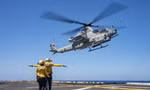 Tàu đổ bộ USS Essex tập trận ở khu vực gần Philippines trước khi vào Biển Đông. (Ảnh: Twitter)