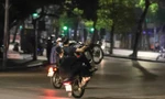 Cảnh sát 141 Hà Nội tóm gọn hàng chục 'tổ lái' bốc đầu, nẹt pô, lạng lách gây náo loạn