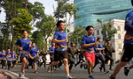 Hàng nghìn người tham gia Ngày chạy Olympic vì sức khỏe toàn dân ở TPHCM 