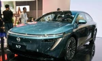 Nissan ra mắt xe điện giá rẻ