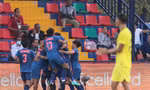 SEA Games 32: U22 Thái Lan sánh vai cùng U22 Việt Nam sau thắng lợi 2-0 trước U22 Malaysia