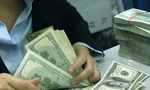 USD ngân hàng tăng kịch trần, giá 'chợ đen' lập kỷ lục