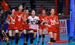 Các cầu thủ bóng chuyền U23 nam, nữ QG không có được điều kiện tập luyện, trang thiết bị đầy đủ chuẩn bị cho giải U23 châu Á sắp tới. ảnh: CTV