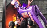 Đốt cả 'đàn ngựa' vàng mã ở đền ông Hoàng Bảy