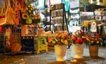 Quà tặng 8/3: Hoa tươi bán chậm, 'hoa ăn được' và ‘quà độc’ lên ngôi