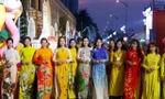 Rực rỡ đêm khai mạc Chợ hoa Xuân ‘Trên bến dưới thuyền 2025’