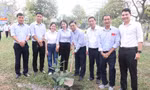 Ký túc xá ĐHQG TP. HCM hưởng ứng ‘Tết trồng cây’ Xuân Ất Tỵ 
