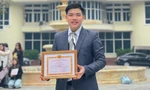 Nam sinh trường Báo đam mê nghiên cứu khoa học